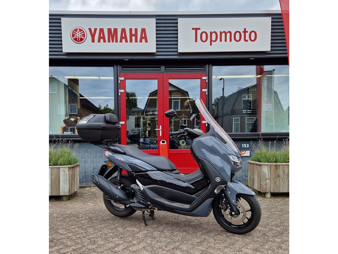 Yamaha NMAX 155