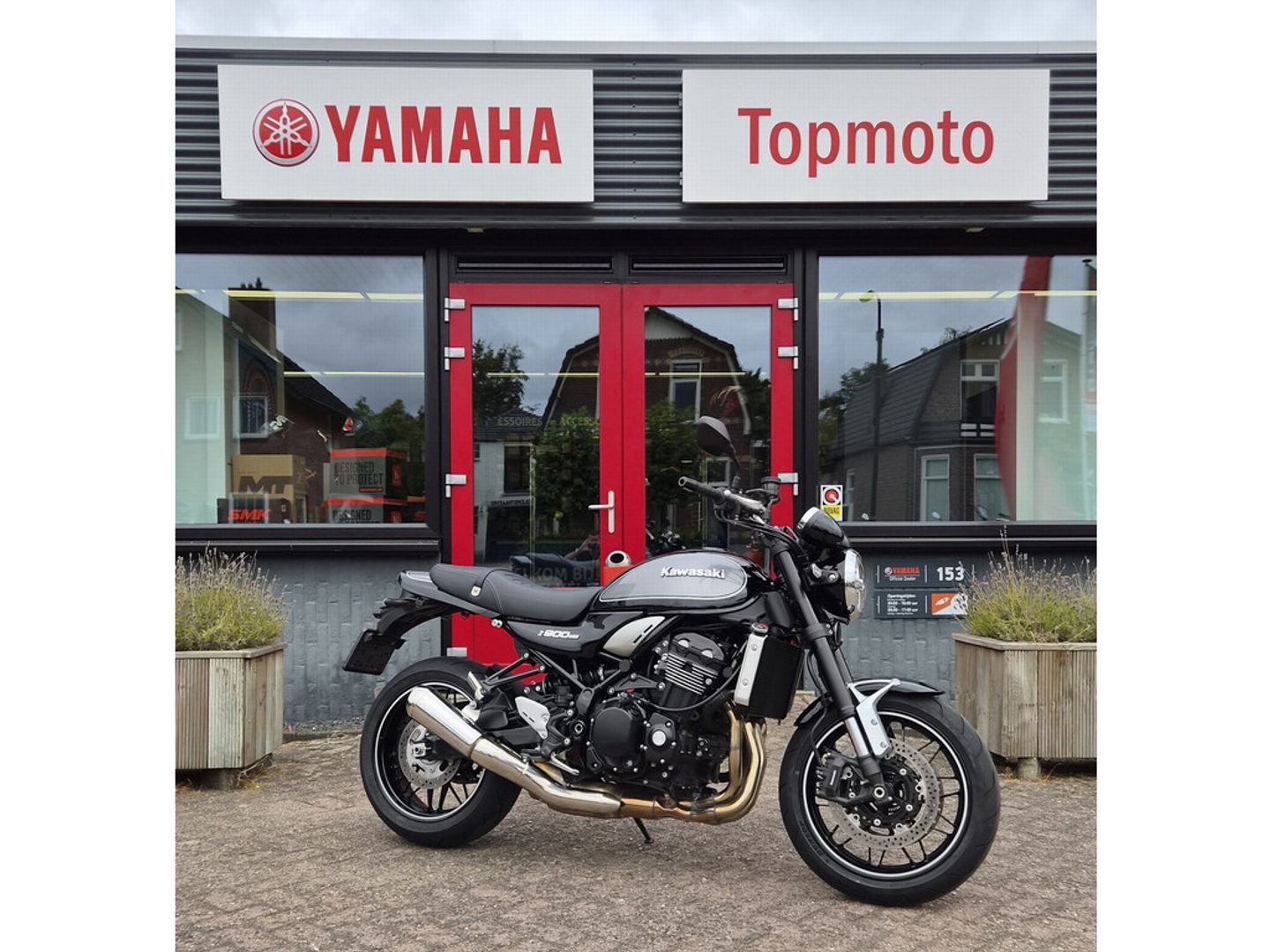Kawasaki Z900RS